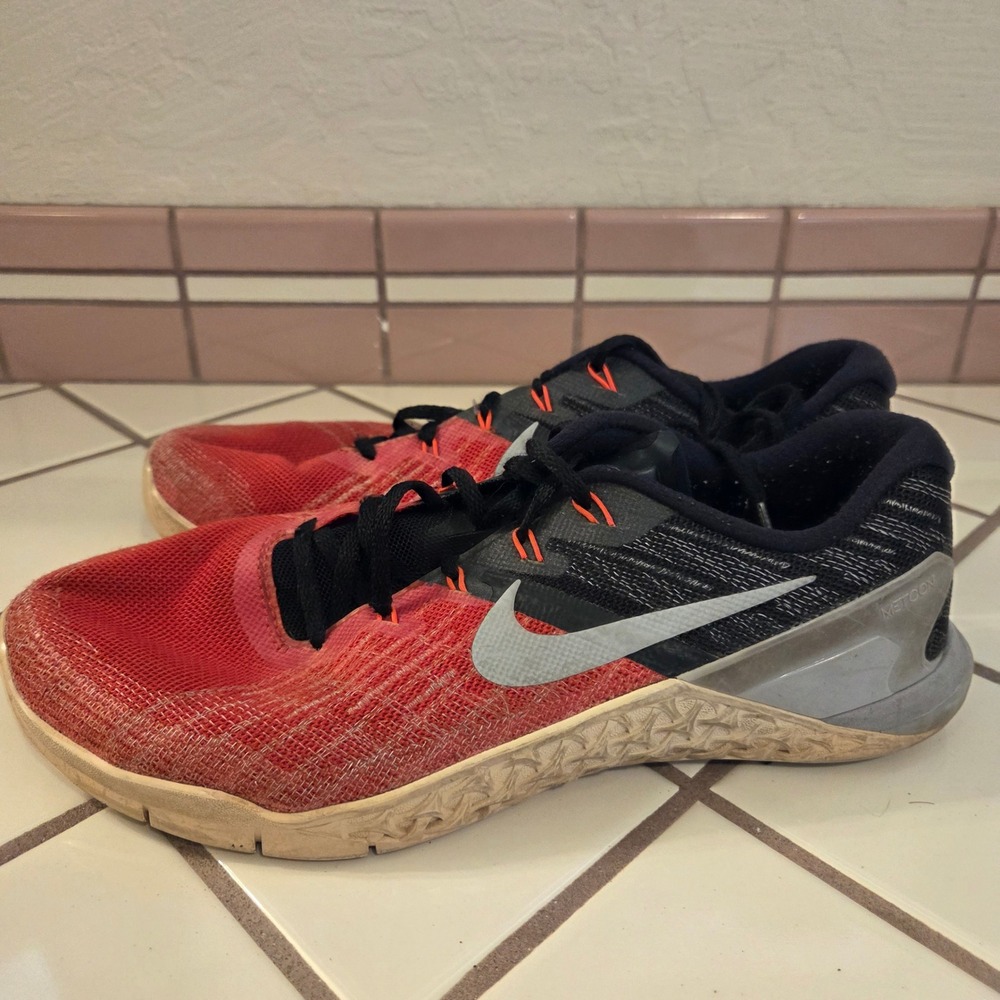Nike Metcon 3 Mens 9 Training Shoes University Red Black 852928-680